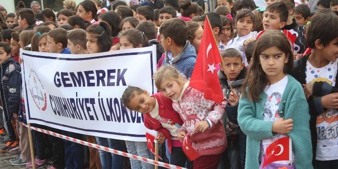 Gemerek’te Cumhuriyet Bayramı Kutlandı