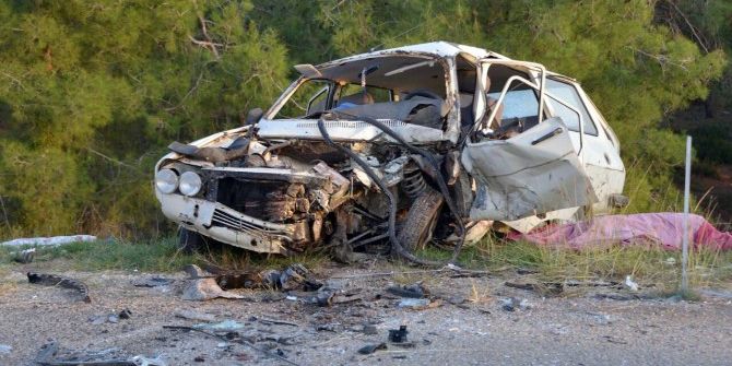 Adana’da Trafik Kazası: 2 Ölü