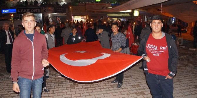 Lapseki’de Fener Alayı
