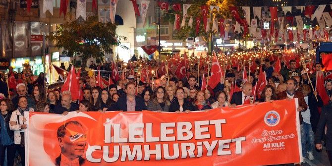 Maltepe’de Cumhuriyet Bayramı Gümbür Gümbür Kutlandı