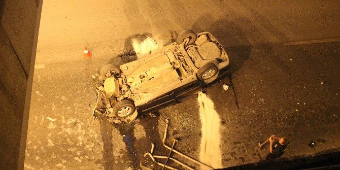 Otomobil Alt Geçite Uçtu: 1 Yaralı