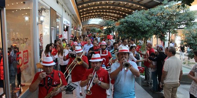 Antalya’da Cumhuriyet Coşkusu