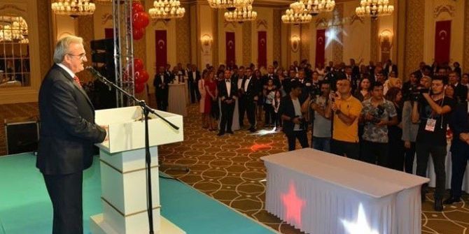 Vali Karaloğlu: “Beni Dinlemedi Ve Daha Dışarı Çıkmadan Gözaltına Alındı”
