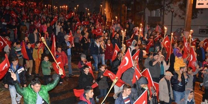 Alaplı’da Fener Alayı Coşkusu