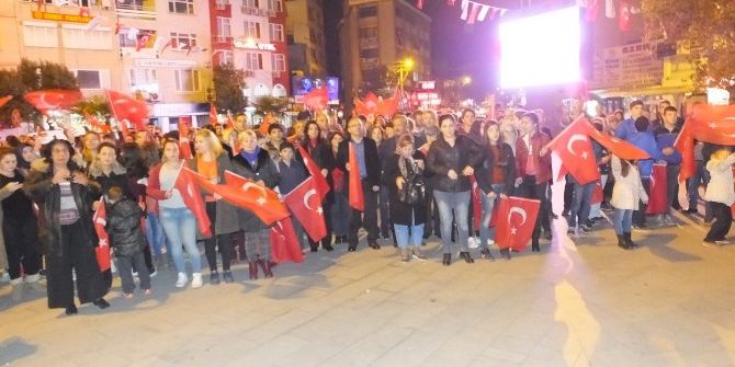 Burhaniye’de Fener Alaylı Kutlama