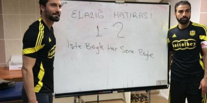 Yeni Malatyasporlu Futbolculardan ‘Elazığ Hatırası’ Pozu