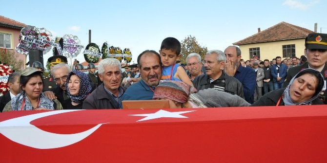 Uşak, Şehidini Gözyaşları Arasında Ebediyete Uğurladı