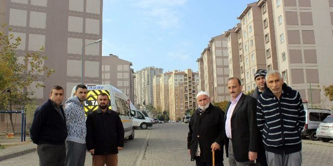 Yönetim Krizi Binlerce Vatandaşı Ayazda Bıraktı