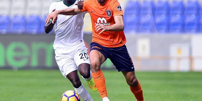 Spor Toto Süper Ligde Medipol Başakşehir 5-1 Akhisar Belediyespor