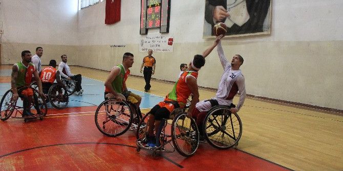 Yosk Galibiyetle Başladı