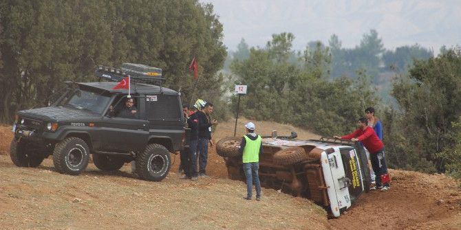 Off-road Severler Merkezefendi Pistinde Buluştu