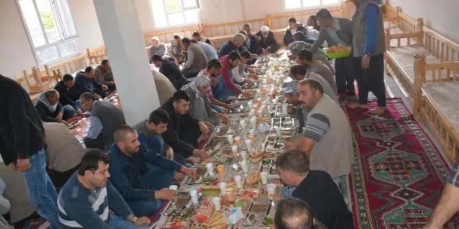 Trafik Kazasında Yaralanan 19 Öğrenci Taburcu Oldu