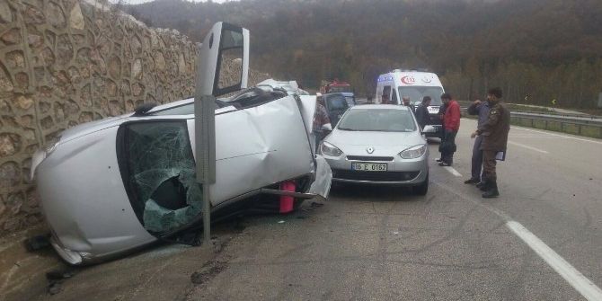 Yardım Etmek İçin Durdular: 8 Yaralı