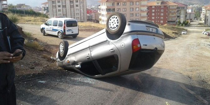 Gölbaşında Otomobil Takla Attı