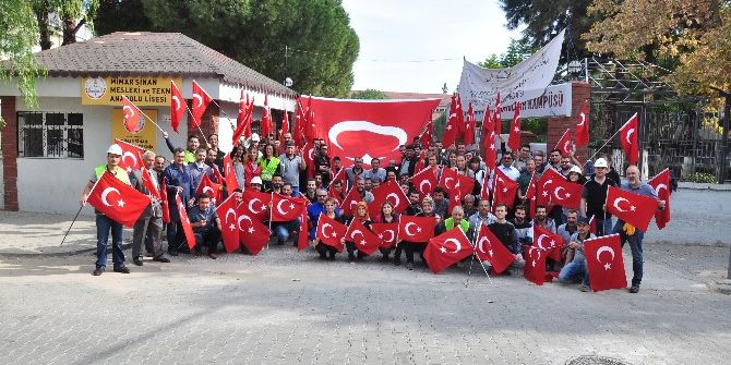 Geleceğini Düşünen Büyükler Okula Koştu