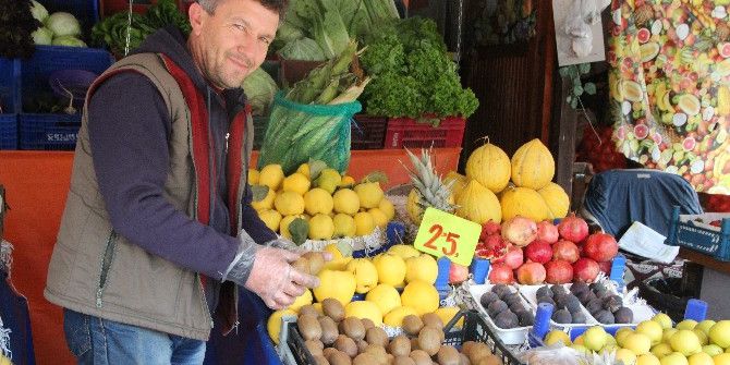 Kış Ayının Vitamin Deposu Meyveler Tezgahlarda Yerini Aldı