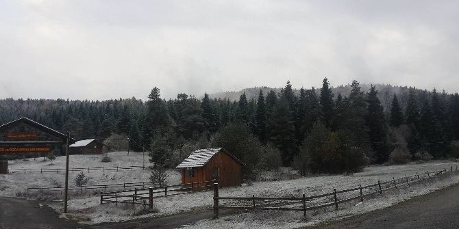 Suğla Yaylasına Yılın İlk Karı Düştü