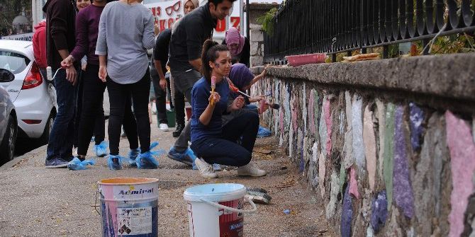 Üniversiteli Gençlerden, İlkokula Renkli Katkı