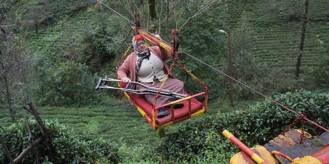 Evlerine Ulaşmak İçin Ölümü Göze Alıyorlar