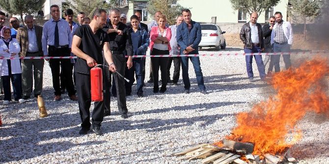 Aksaray Devlet Hastanesi’nde Yangın Söndürme Tatbikatı