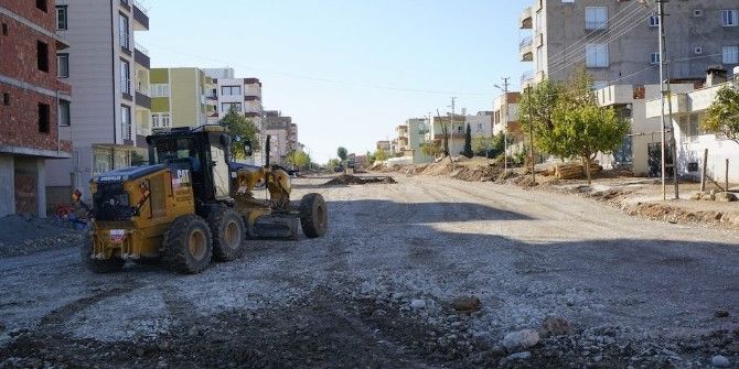 Adıyaman’da Alt Yapı Ve Üst Yapı Çalışmaları Devam Ediyor