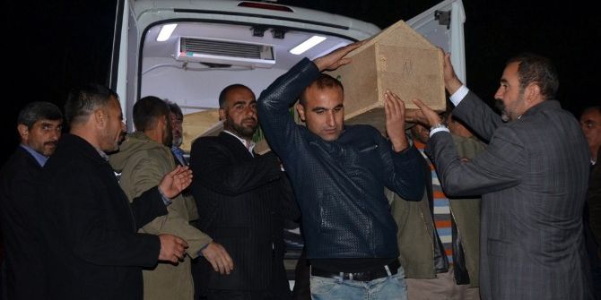 Kanlı İnfazda Öldürülen Üç Kardeşin Cenazesi Defnedildi