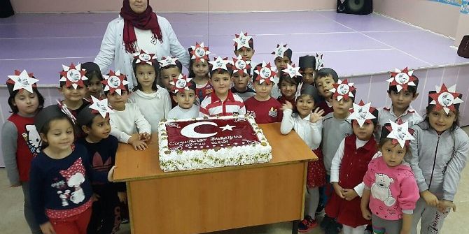 Anaokulunda ‘Cumhuriyet Bayramı’ Etkinliği