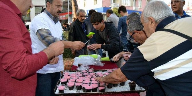 Aydın’da ‘Bozoklar’ Tatlısına Yoğun İlgi