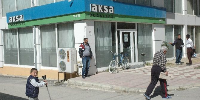 Van’a Doğalgaz Verilmeye Başlandı