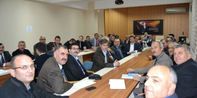 Başarıya Bir Adım Projesi Aylık Değerlendirme Toplantısı Yapıldı