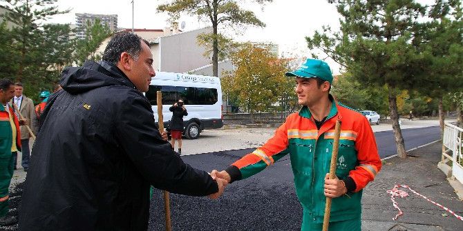 Taşdelen Asfalt Çalışmalarını Denetledi