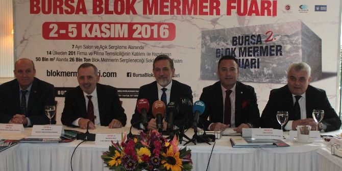 Fuar Açılmadan İçindekiler Satıldı