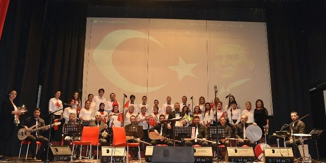 Thm Korosu’ndan Cumhuriyet Konseri
