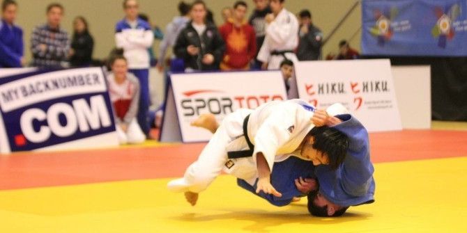 Süper Performansa Süper Jest