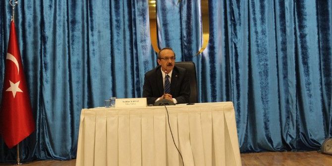 Vali Yavuz, Üniversiteli Gençlerle Buluştu