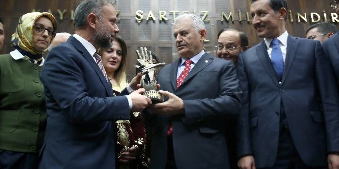 Başbakan Yıldırım: "Anamuhalefet Partisi Lideri Yenikapı Ruhundan Ayrılmak İçin Binbir Bahanenin Peşine Takıldı"