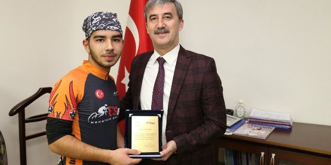Genç Sporcudan Başkan Şirin’e Teşekkür