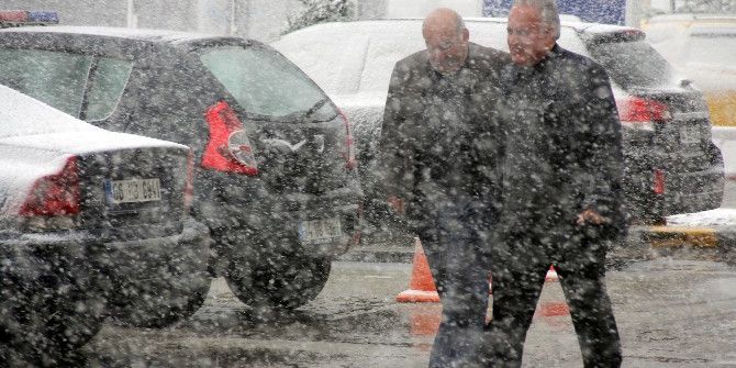 Bolu Dağı’nda Göz Gözü Görmüyor