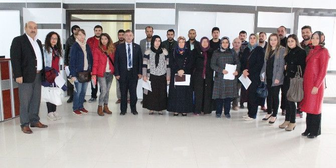 Başkan Konak, Kursiyerleri İlk Derslerinde Yalnız Bırakmadı