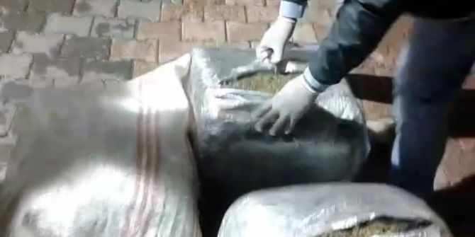Minibüsten 54 Kilo Esrar Çıktı