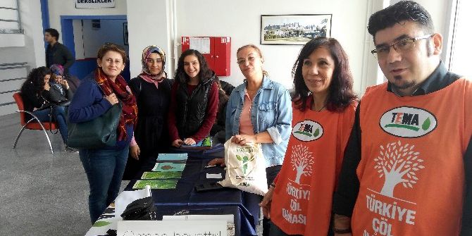 Genç Turizmciler Tema Gönüllülerini Ağırladı