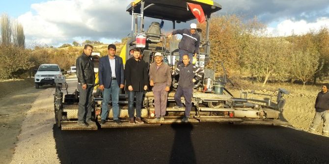 Pazarlar’da Sıcak Asfalt Çalışmaları