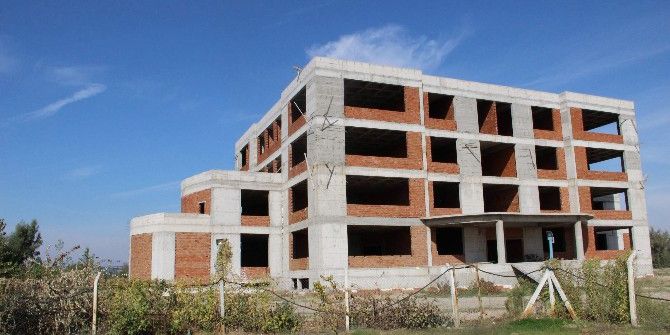 Salihli’ye Fakülte Açılıyor