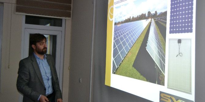 Kulu’da Güneş Enerjisi Panelleri İle Enerji Elde Etme Konferansı Yapıldı.