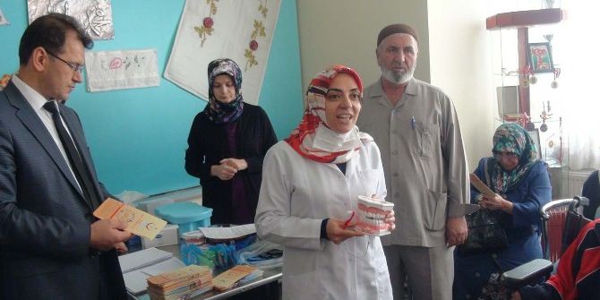 Engellilere Ücretsiz Ağız Ve Diş Sağlığı Taraması Yapıldı