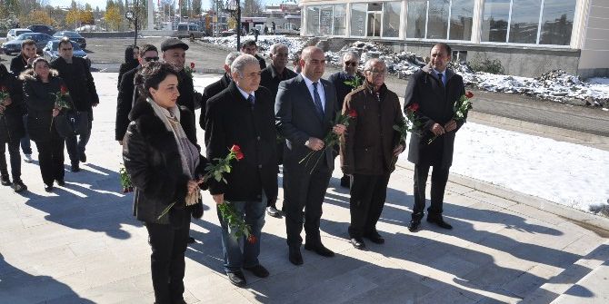 Azerbaycan’ın Bağımsızlığının 25. Yıl Dönümü