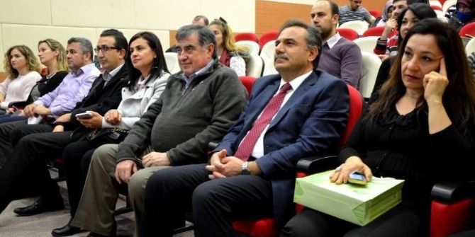 Prof. Dr. Canovas Aibü’de Seminer Verdi