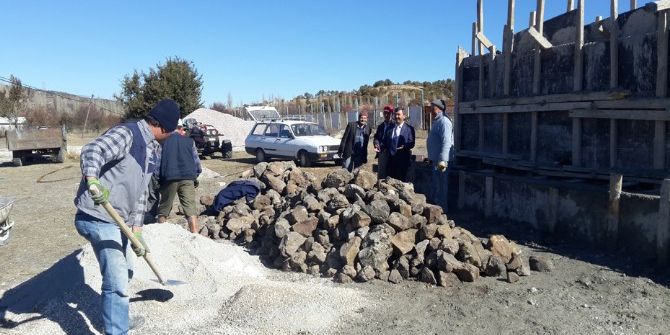 Kendilerini Hayır İşlerine Adadılar