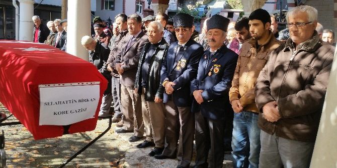 Kore Gazisi Son Yolculuğuna Uğurlandı