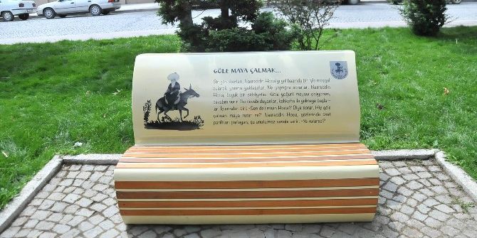 Akşehir Belediyesi’nden Gülmece Parkı’na Fıkra Anlatan Banklar